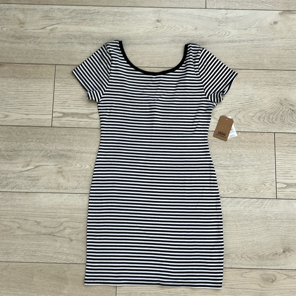Vans striped shirt dress black and white woman size L NWT scooped back
